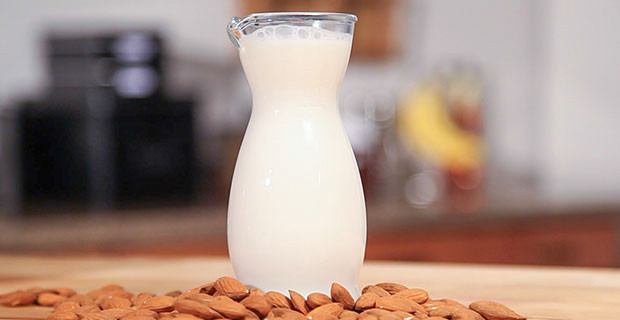 Almond Milk blender recipe