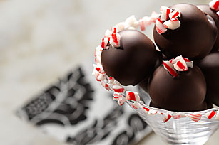 Blendtec peppermint oreo cookie balls