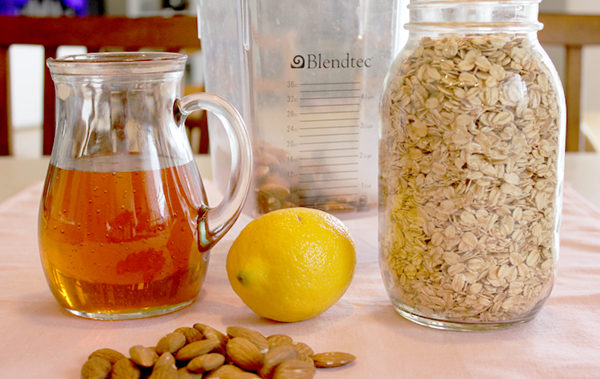 honey almond scrub ingredients