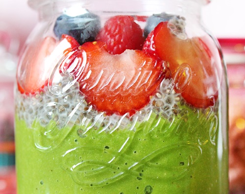 fruity green smoothie parfait